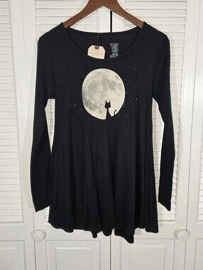 Green 3 NWT Cat Moon Graphic Long Sleeve Swing Tunic Sz M